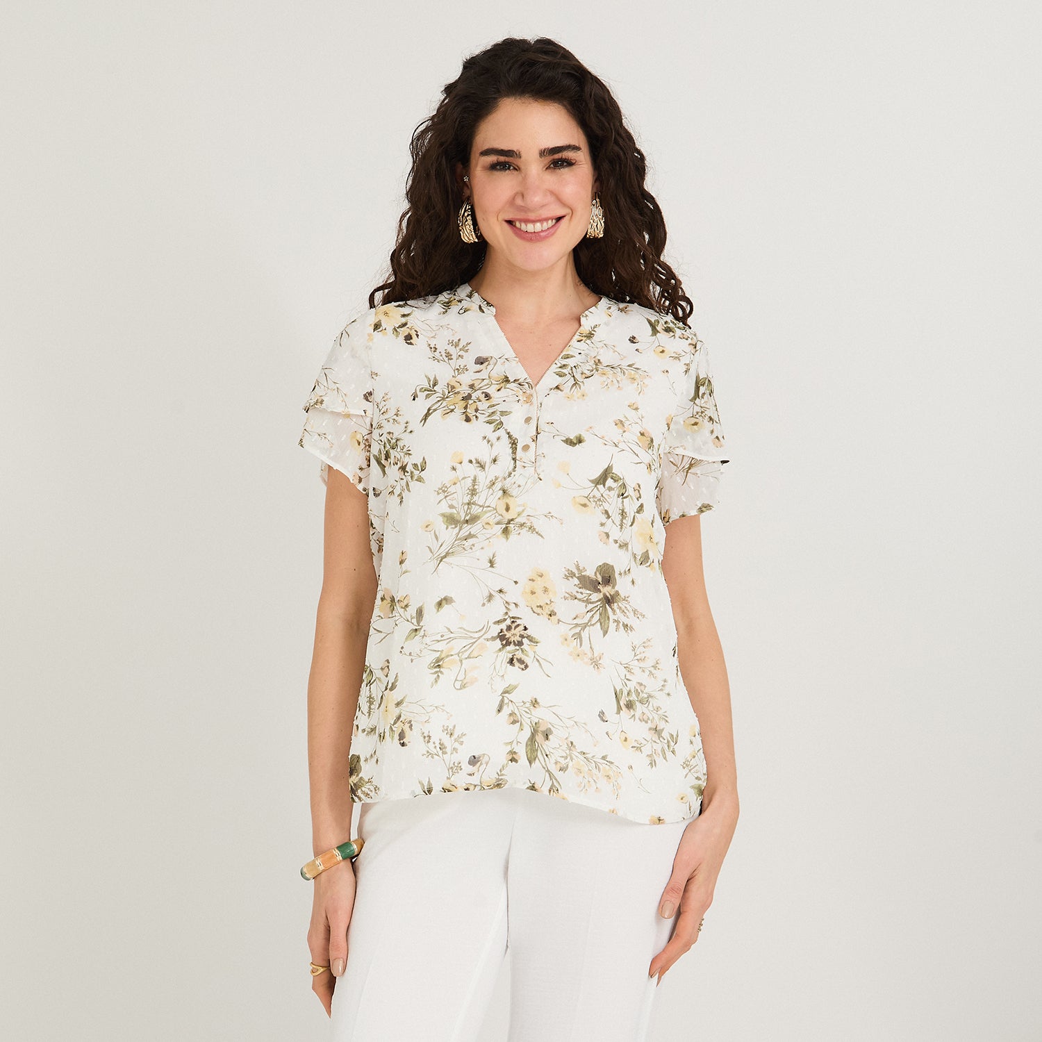 Blusa Manga Corta Aplicación en Escote Crudo